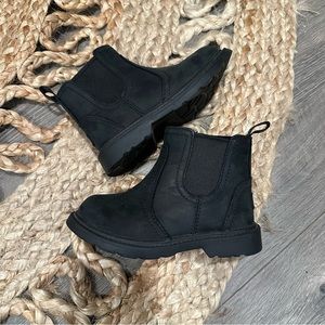 UGG | Bolden Chelsea Boots Toddler